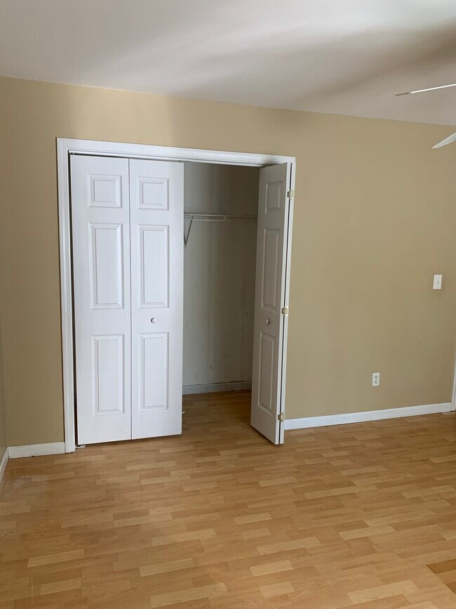 Bedroom 1 - Closet - 3791 Allyn Dr NW