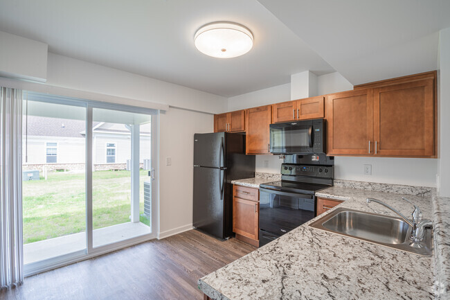 2 BR, 1.5 BA - 850 SF - Kitchen - The Willows at Berlin