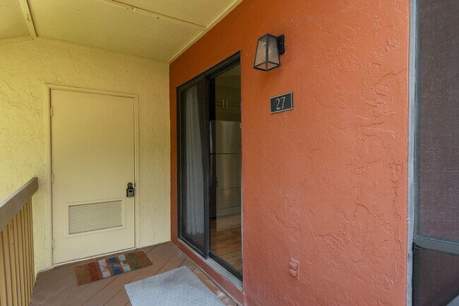 Foto del edificio - 13115 Belhaven Ct