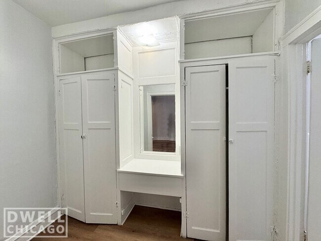 Foto del edificio - 2341 N Commonwealth Ave