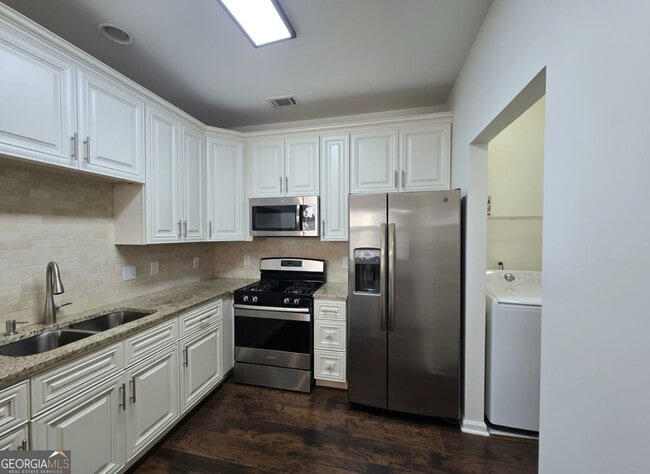 Foto del edificio - 1556 Settlers Walk Ct