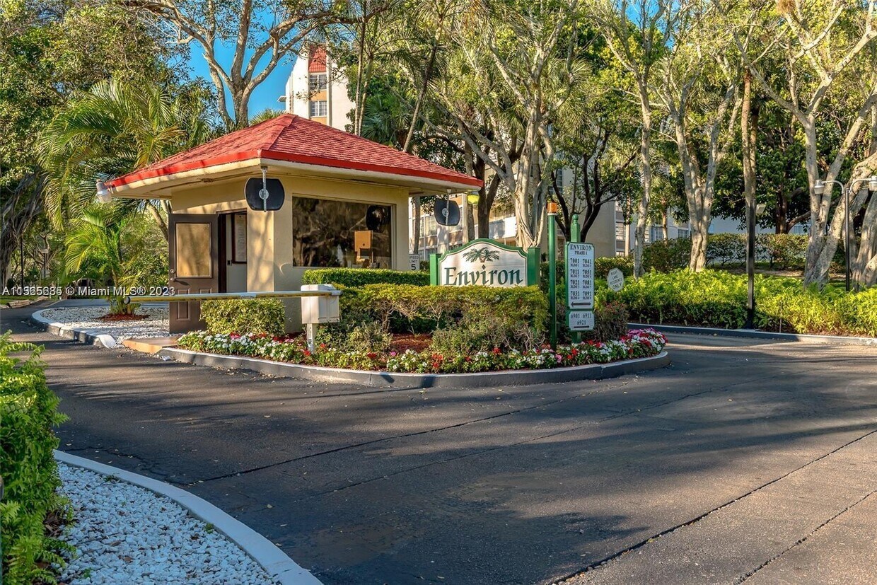 6911 Environ Blvd Unit 6L, Lauderhill, FL 33319 Condo for Rent in