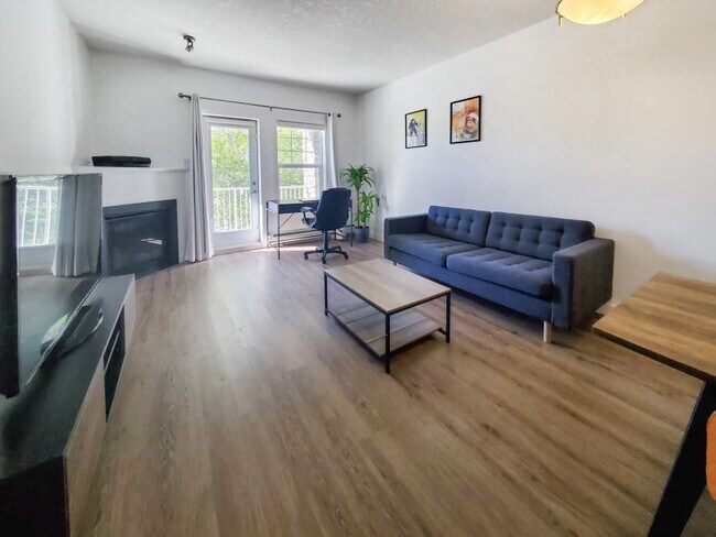Photo du bâtiment - 1.0 bedroom in Calgary Alberta T2G 5S8