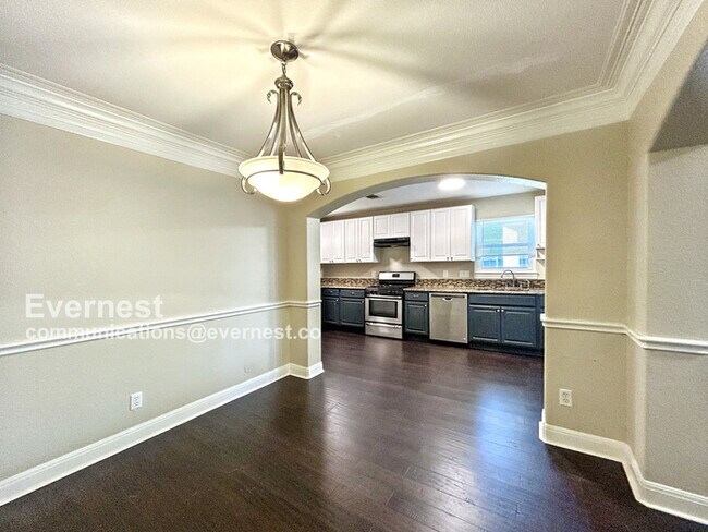 Foto del edificio - 2701 Deeringhill Dr