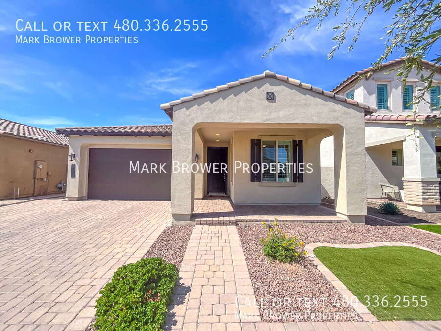 Foto principal - 3842 E Dublin St