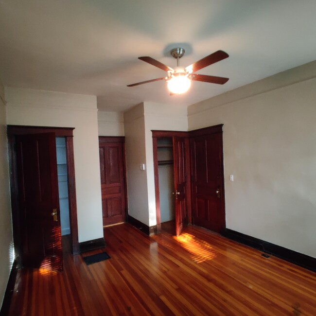 Foto del edificio - 2215 Victor St