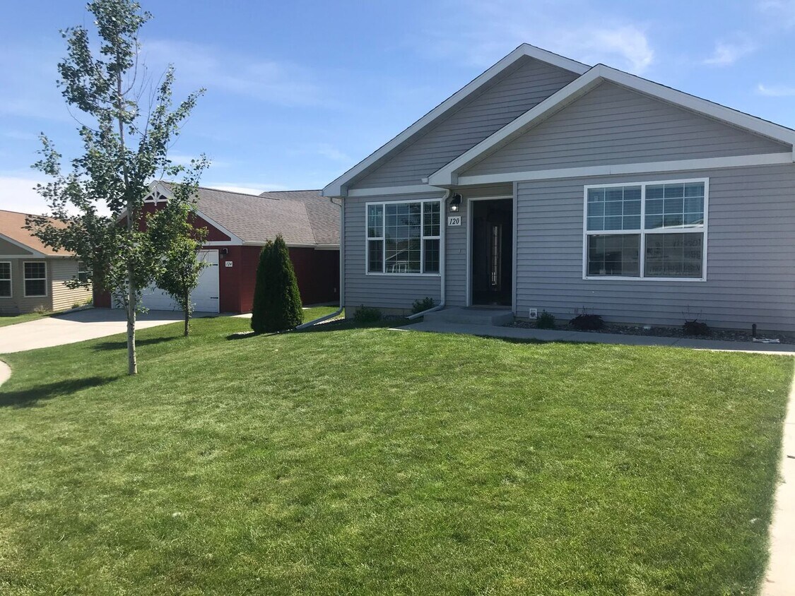 120 Shaw Ln, Billings, MT 59105 House Rental in Billings, MT