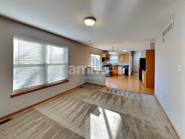 Foto del edificio - 4514 Skylark Ln