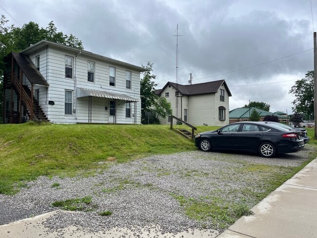 Foto del edificio - 709 E 2nd St