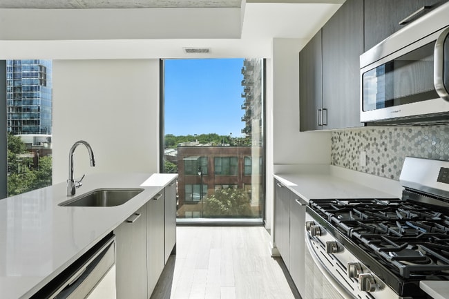 Photo - 1340 S Wabash Ave Apartment