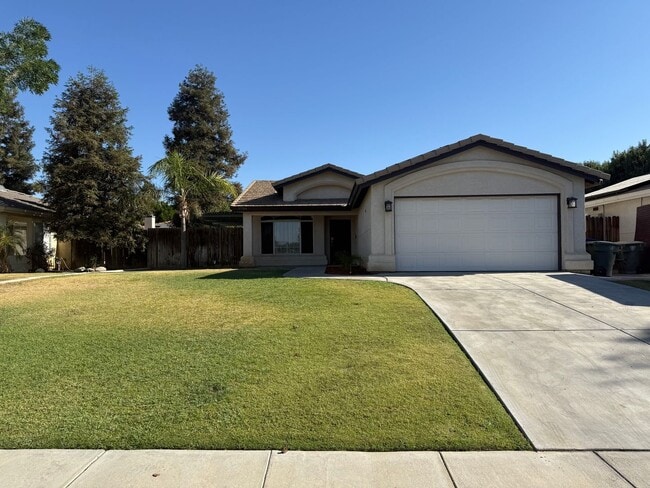 Building Photo - 5704 Pine Canyon Dr