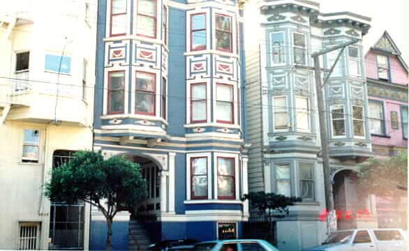 Building Photo - 1963 Oak St