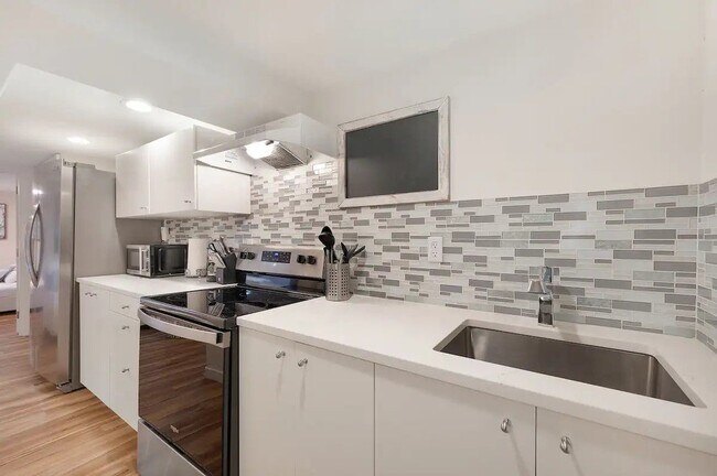 Foto del edificio - 222 15th Ave