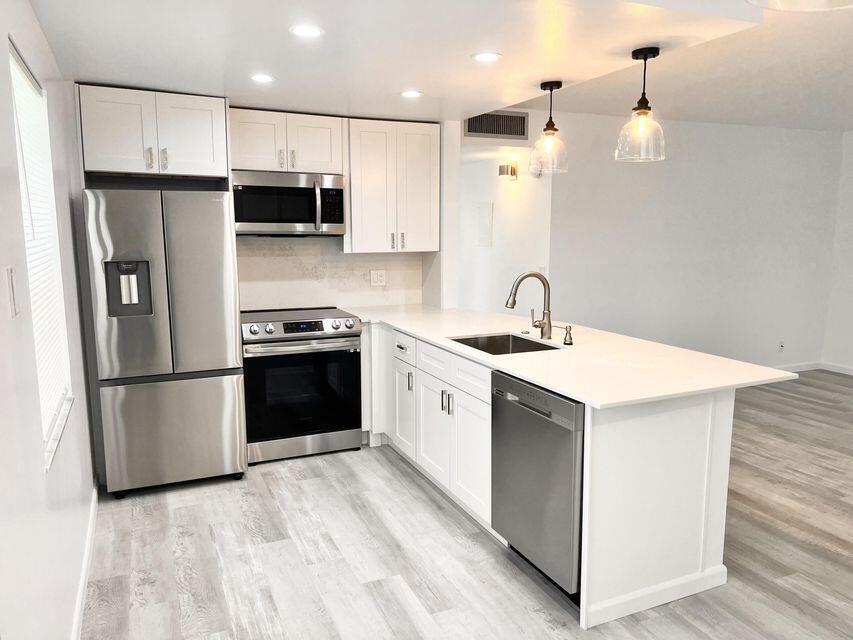 Primary Photo - 58 Normandy Ln
