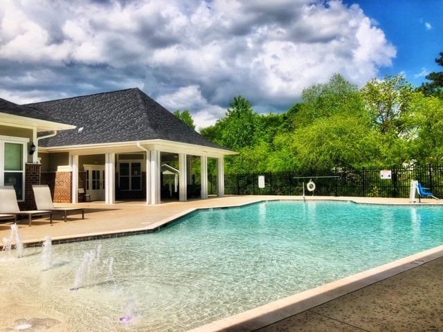 Pool - Seasons at Poplar Tent