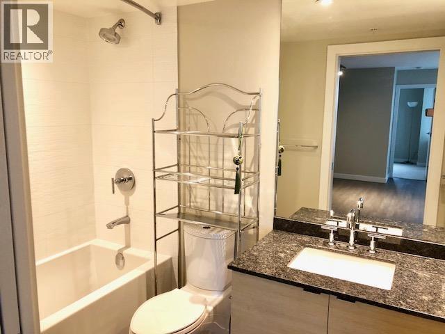 Building Photo - 489 Interurban Wy