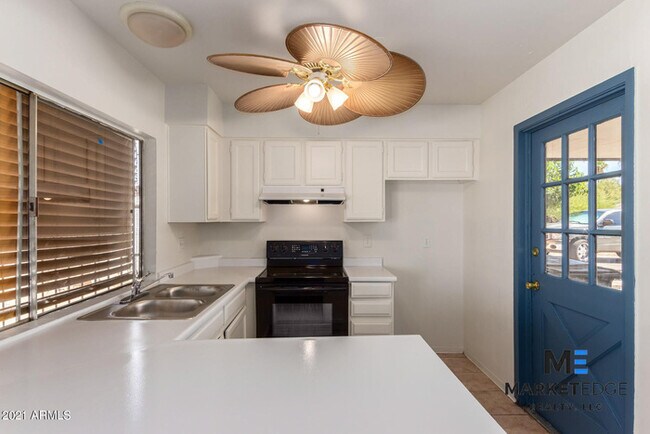 Building Photo - 2Bed/1Bath House at 35th Ave/Union Hills! ...