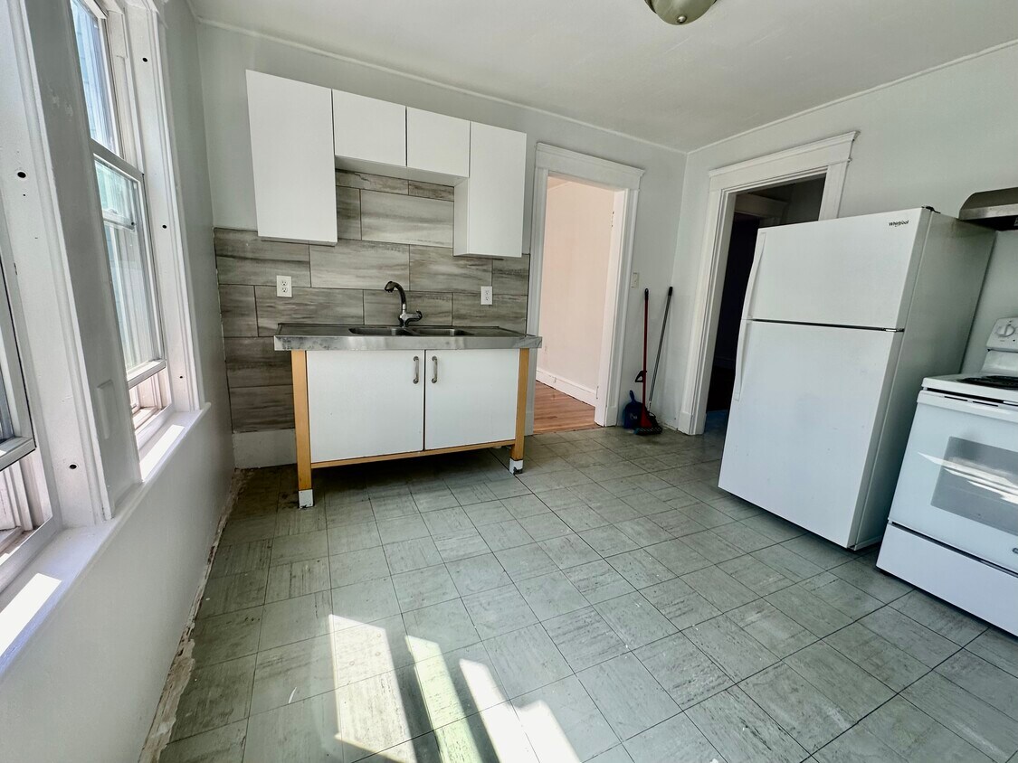 Foto principal - 6 Woodlawn St