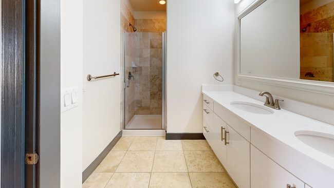 Interior Photo - Domus