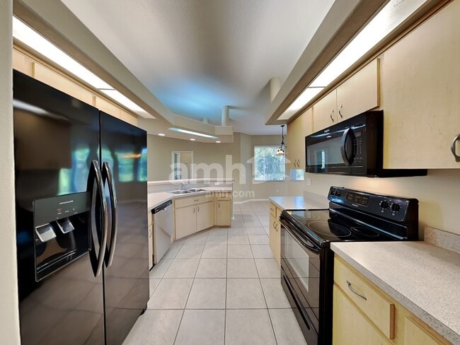 Foto del edificio - 8452 Fenholloway Ct