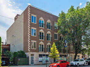 Building Photo - 1523 N Ashland Ave