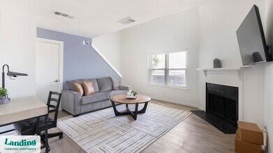 Building Photo - 1225 E Pleasant Run Rd