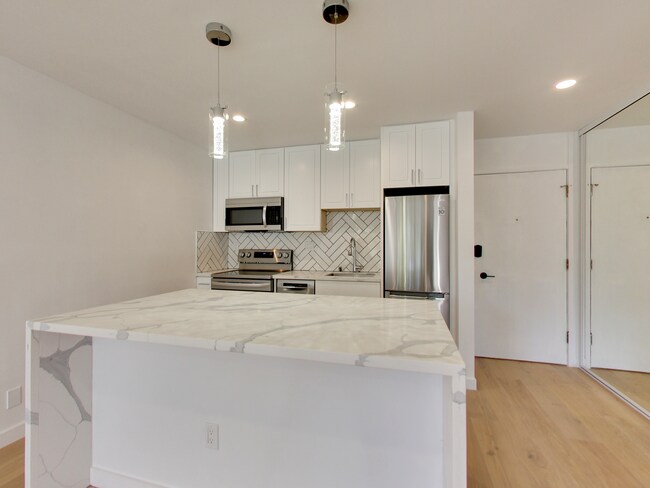 Foto del edificio - 1504 Newlands Ave