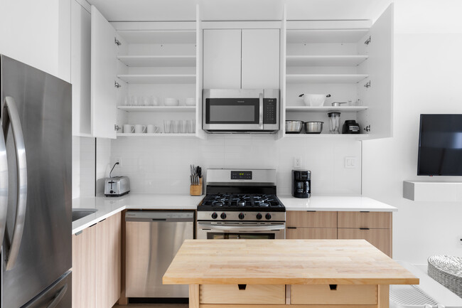 Foto del edificio - Common Brower (Furnished Rooms)