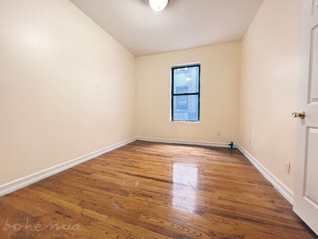 Foto del edificio - 525 W 169th St