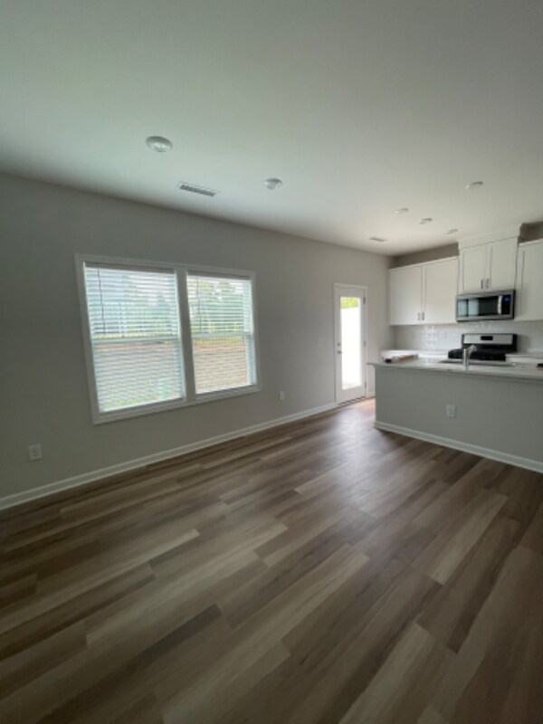 Building Photo - 842 Angel Oaks Ct