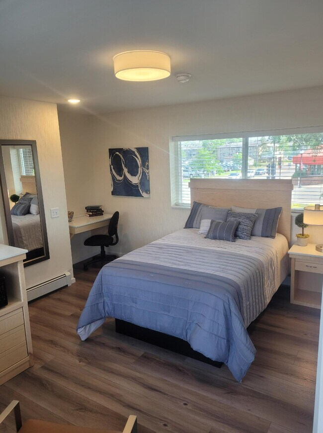 5th On Main Apartments in Hopkins, MN