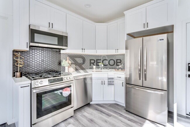 Foto del edificio - 4506 Moraga Ave