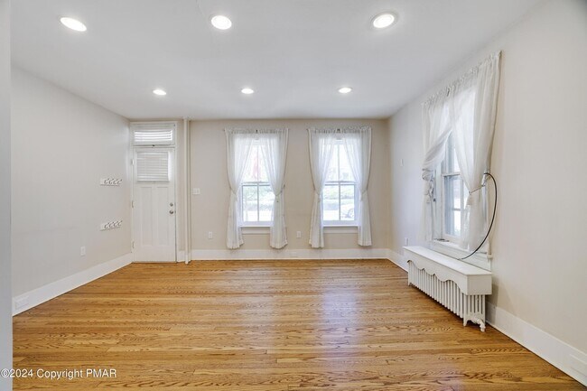 Foto del edificio - 701 Scott St