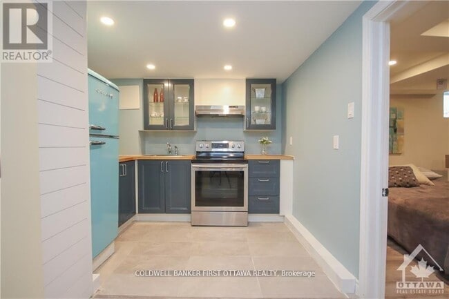 Building Photo - 135 Hawthorne Ave