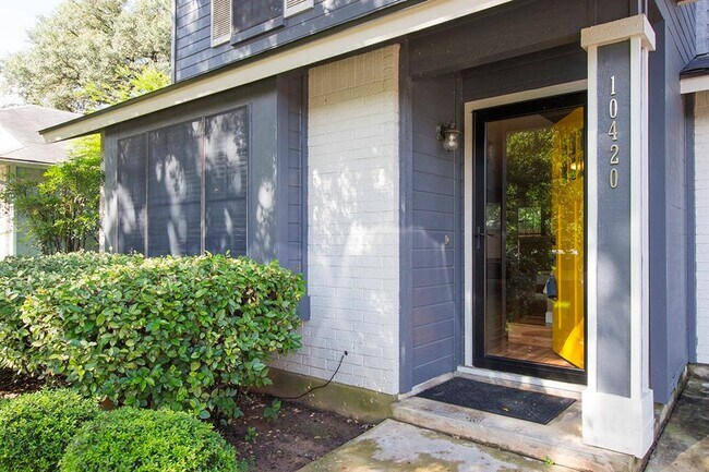 Building Photo - 10420 Bilbrook Pl