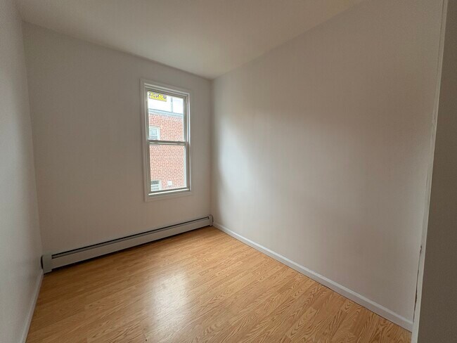 Room 2 - 5414 94th St