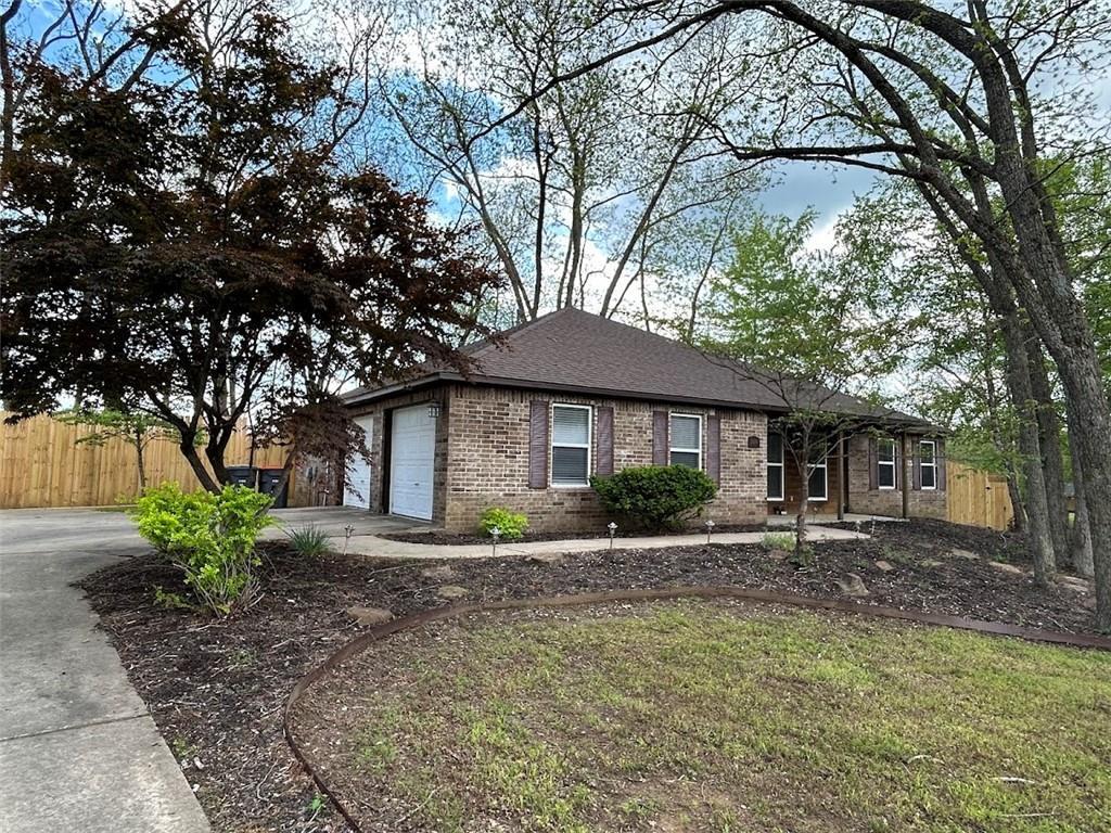 Foto principal - 2409 S Brandi Dr