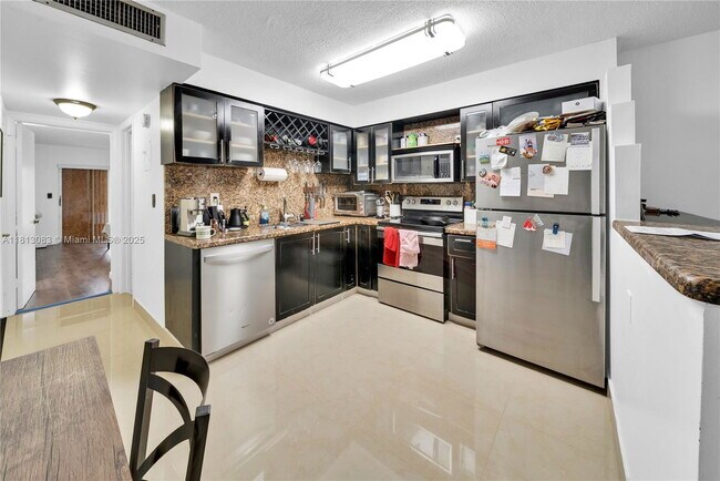Foto del edificio - 4011 Meridian Ave