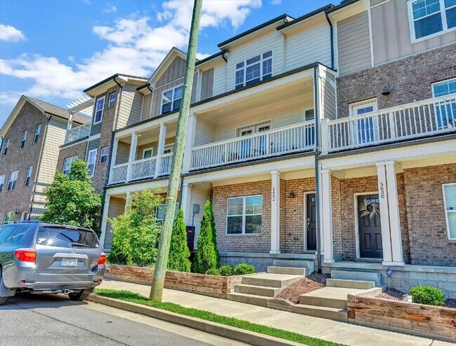 Photo - 3BR/3.5BA, Three story Townhome in the Nat...