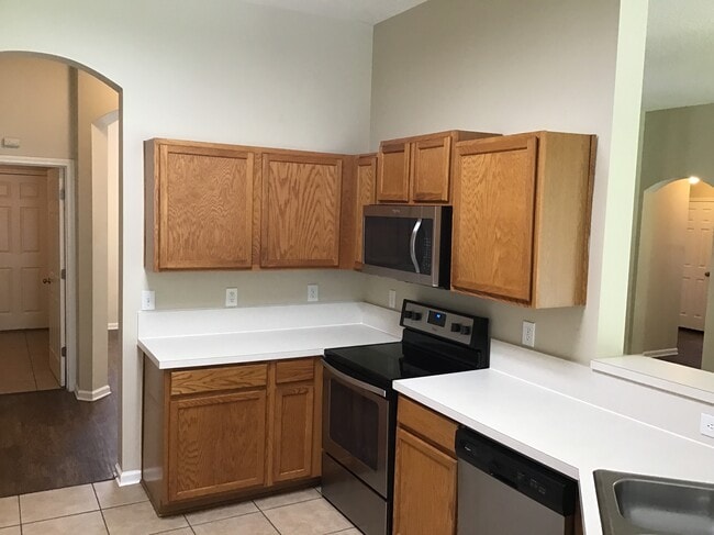 Building Photo - 14003 Golden Eagle Dr