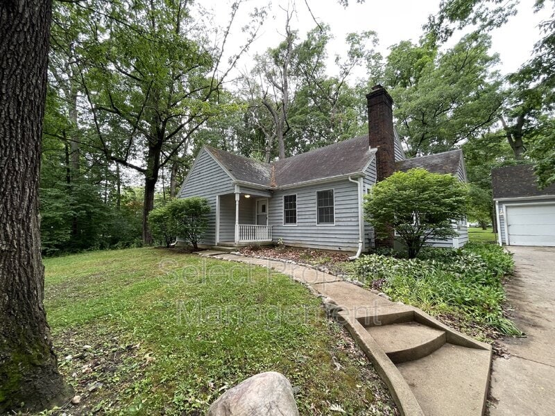 7532 W Jefferson Blvd, Fort Wayne, IN 46804 House Rental in Fort