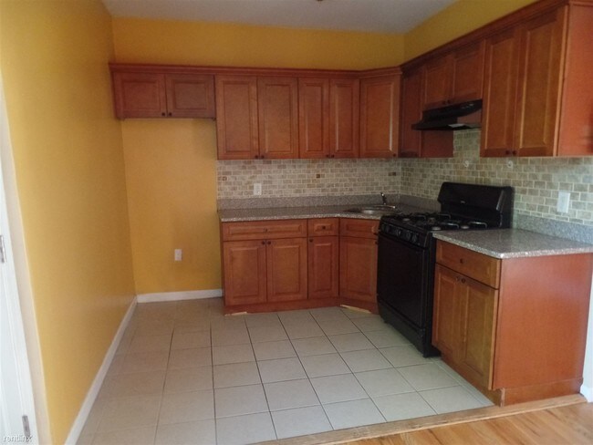 Foto del edificio - 576 E 22nd St