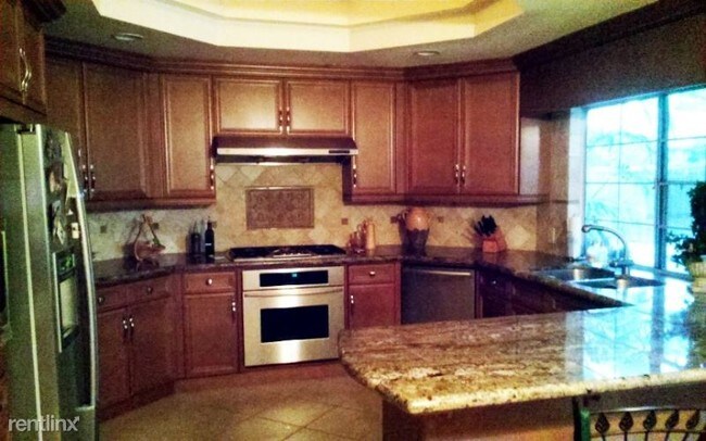Foto del edificio - 3 br, 2 bath House - 742 E Lawnbrook Dr