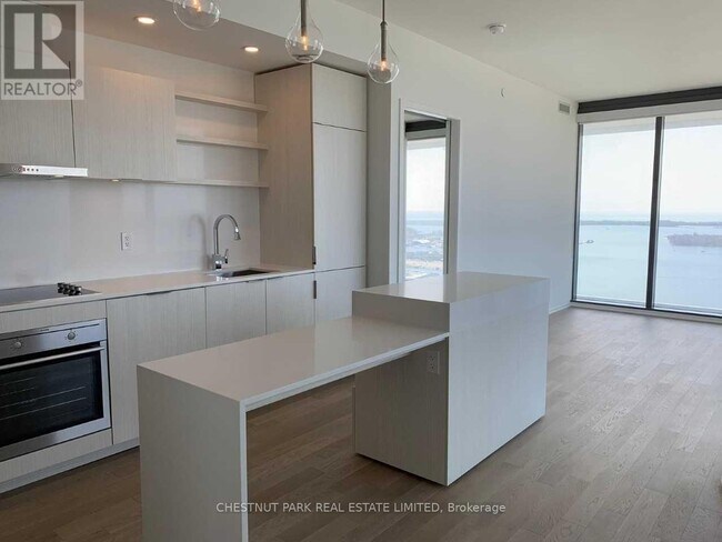 Building Photo - 16 Bonnycastle St