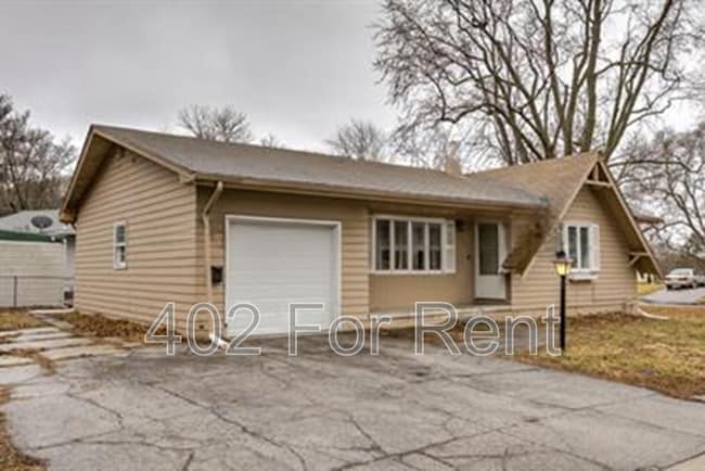 Building Photo - 6325 Camden Ave