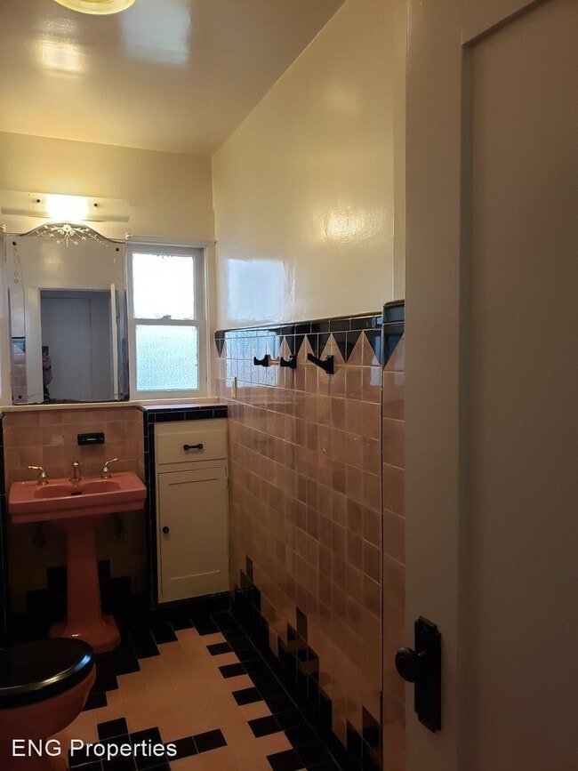 Building Photo - 2 br, 1 bath House - 4241 Arden Way