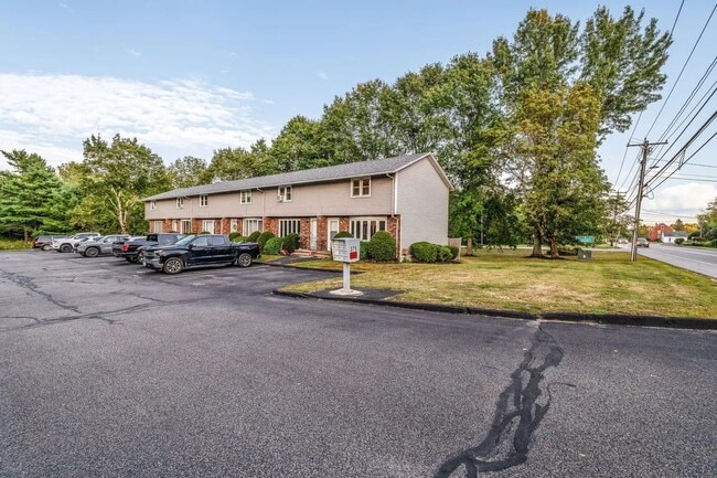 Foto del edificio - 375 Bridgton Rd