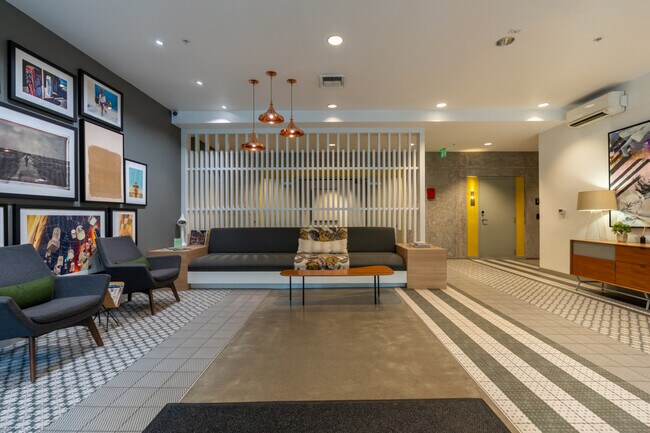 Foto del edificio - 2207 E Union St