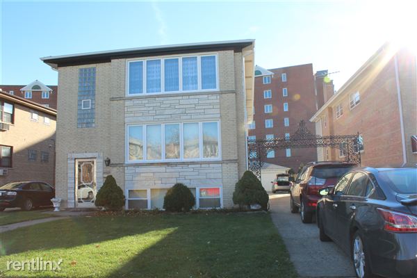 Primary Photo - 8531 W Berwyn Ave