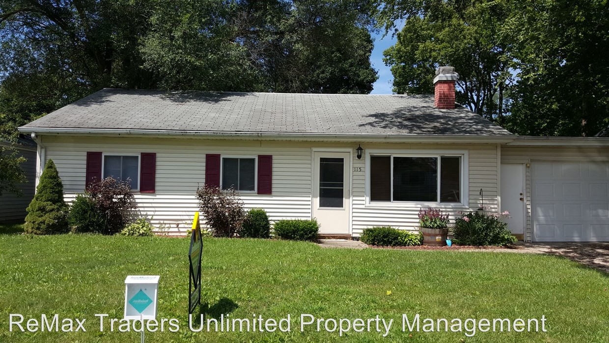 Foto principal - 3 br, 1 bath House - 115 Almond